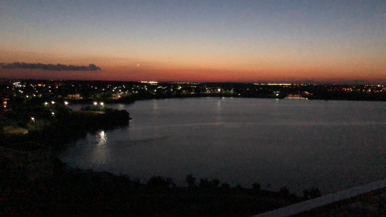 Aparthotel Lake Бухарест Екстер'єр фото